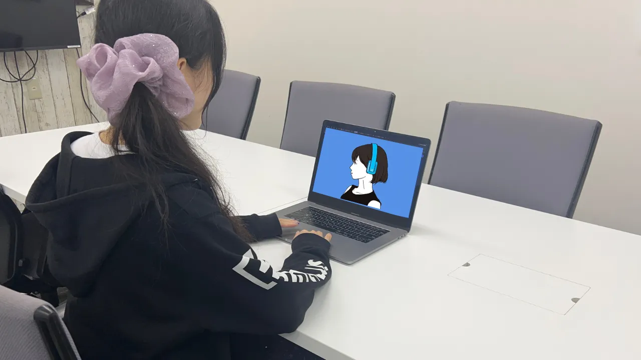 インタビュー中の様子